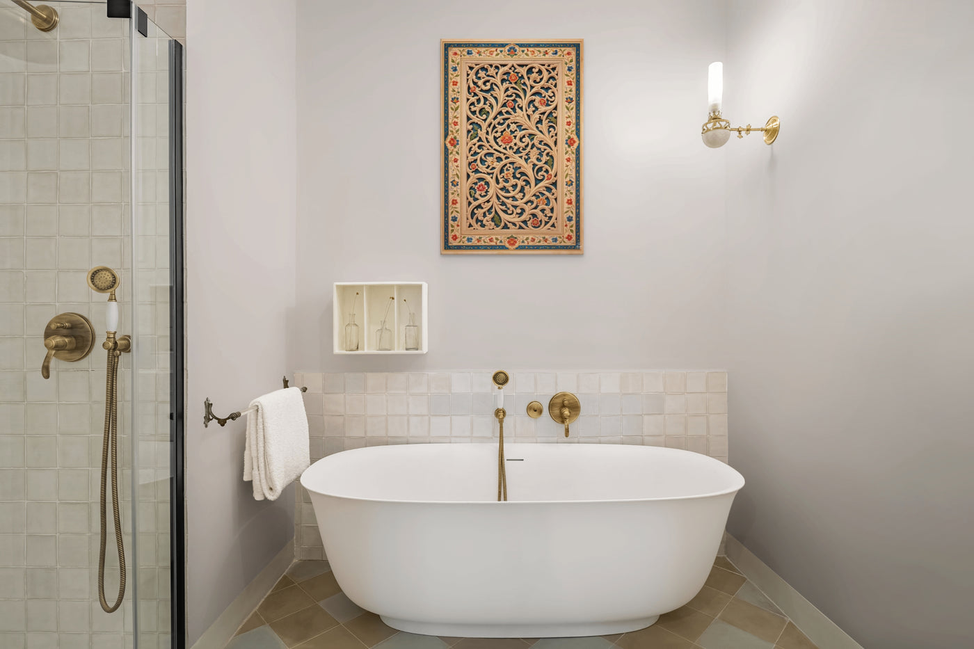 Arabesque Jaali Garden – Mughal Vine Lattice Canvas — view 11